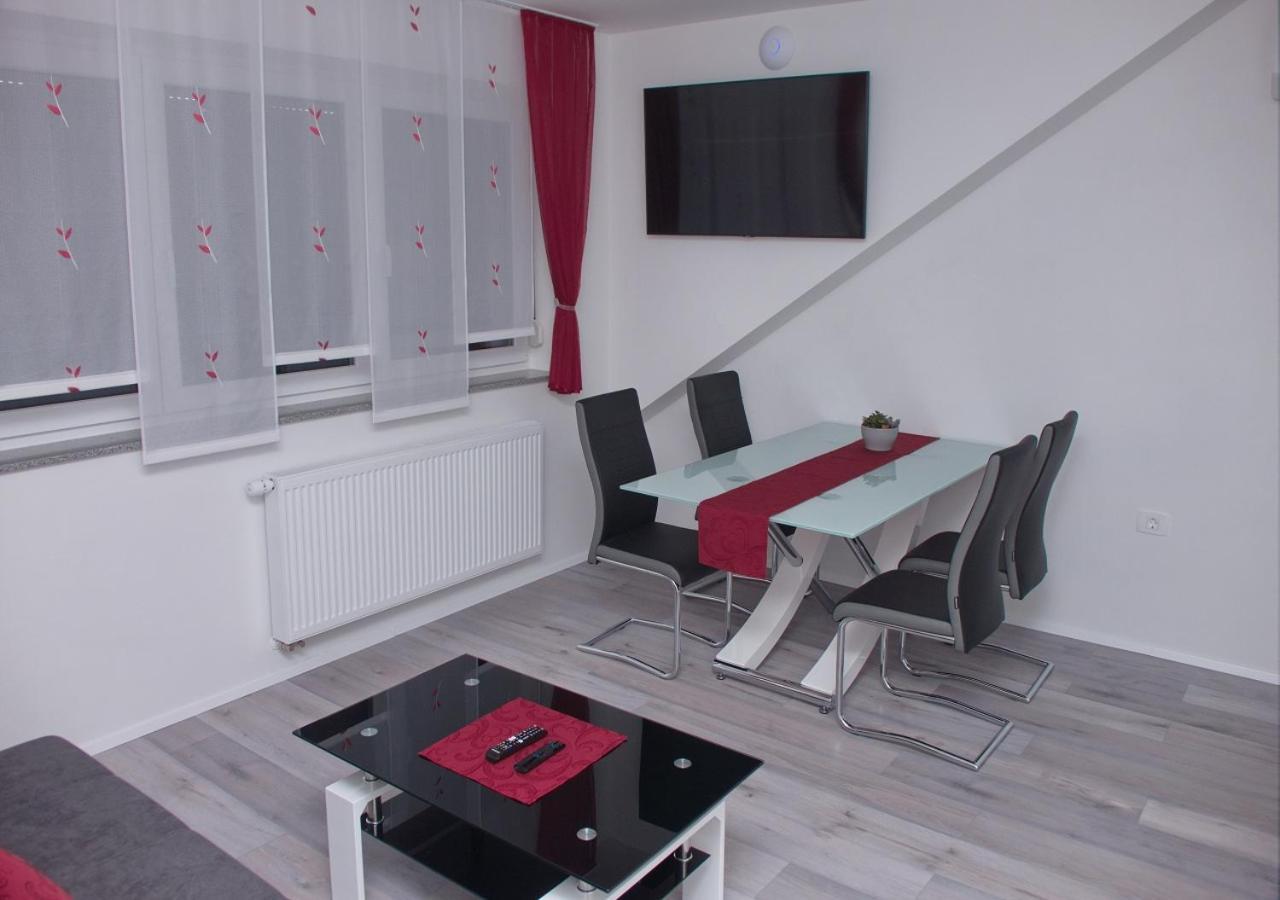 Apartmaji Anita Begunje pri Cerknici Ngoại thất bức ảnh